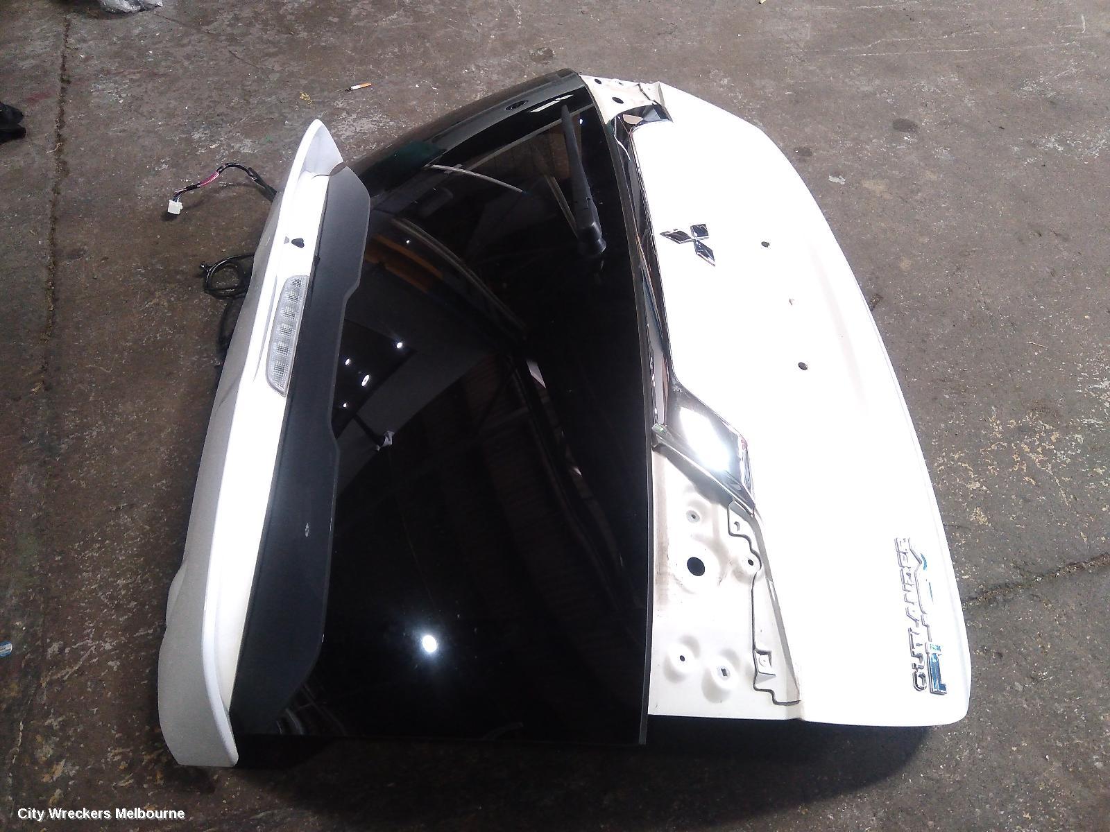 MITSUBISHI OUTLANDER BOOTLID/TAILGATE, TAILGATE, ZK-ZL, PHEV/HYBRID, W/ POWER LIFTGATE, SPOILERED & CAMERA TYPE, 07/2018 - 07/2021 - Image 3