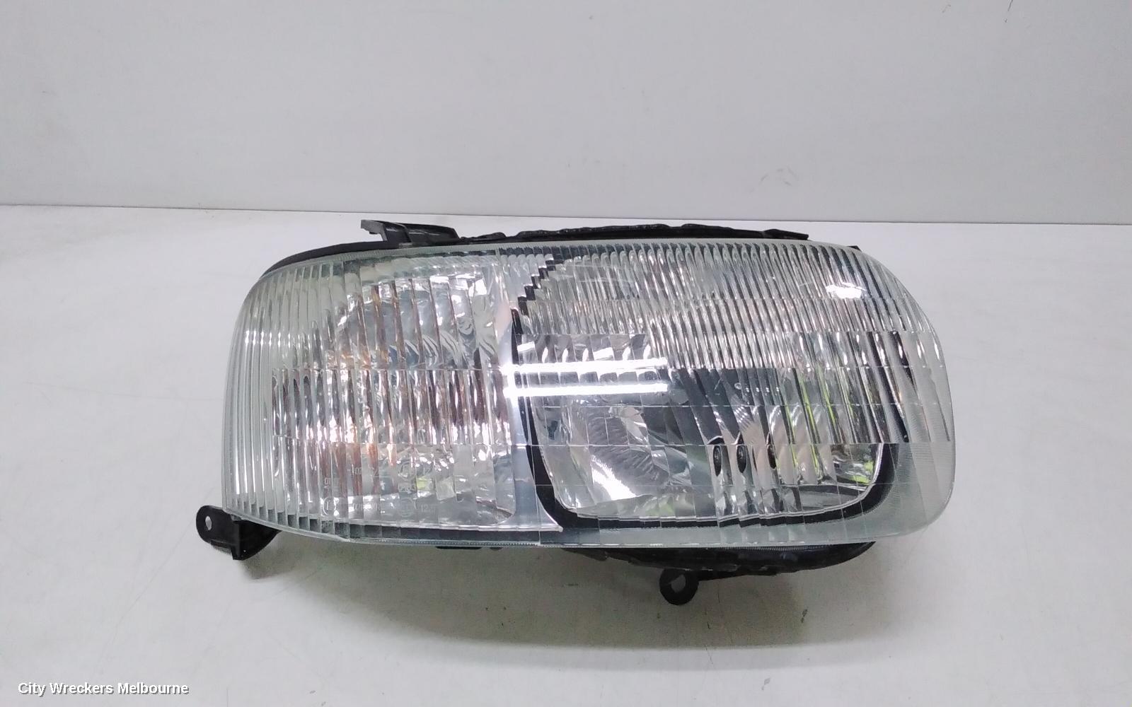 FORD ESCAPE RIGHT HEADLAMP, BA, 02/2001 - 03/2003 - Image 2
