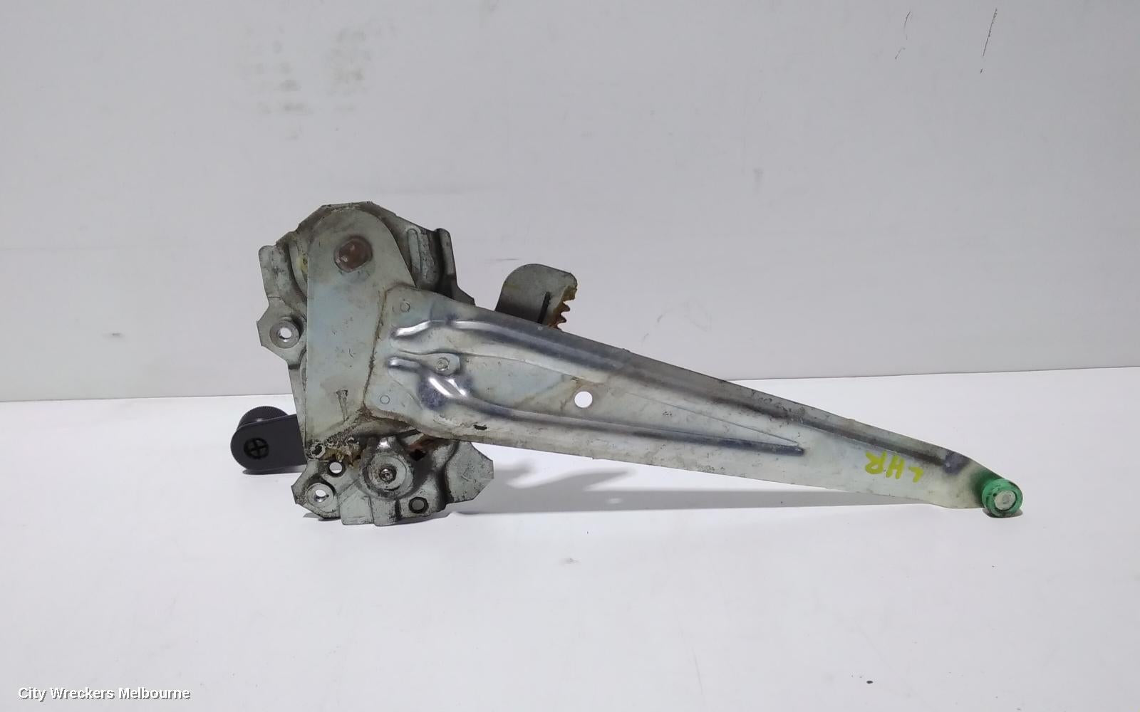 TOYOTA COROLLA LEFT REAR WND REG/MOTOR, ZZE122, MANUAL, 12/2001 - 06/2007 - Image 2