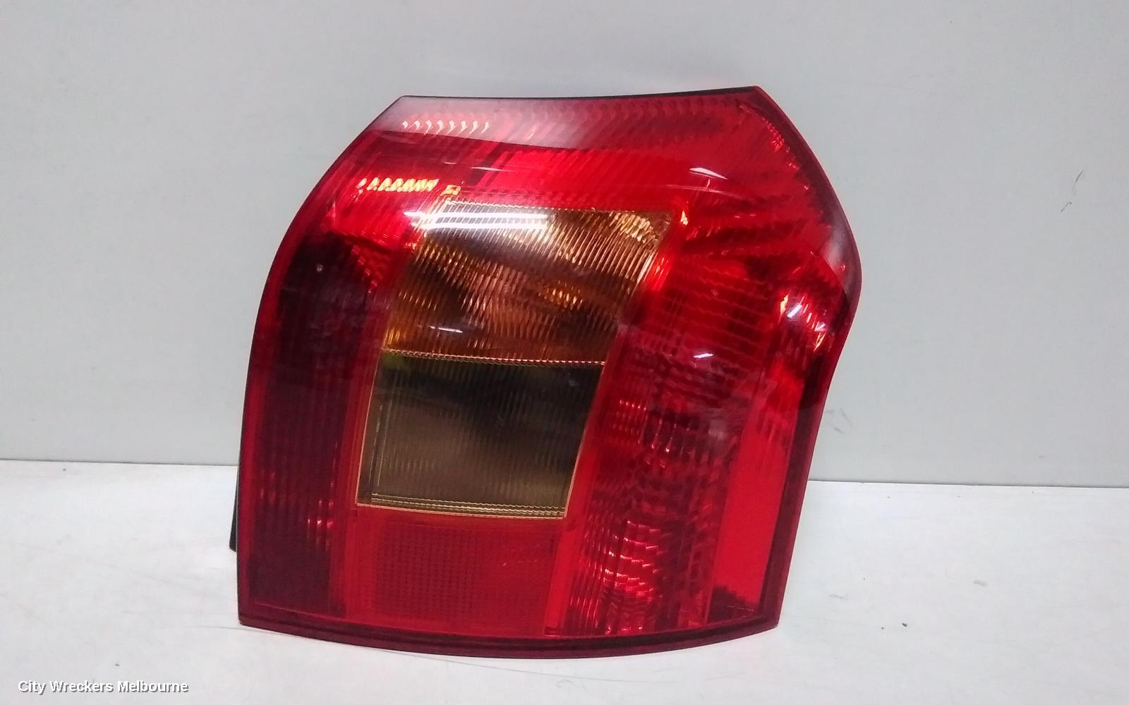 TOYOTA COROLLA RIGHT TAILLIGHT, ZZE122 (SOUTH AFRICA-VIN AHT), HATCH, 04/2003 - 08/2004 - Image 3