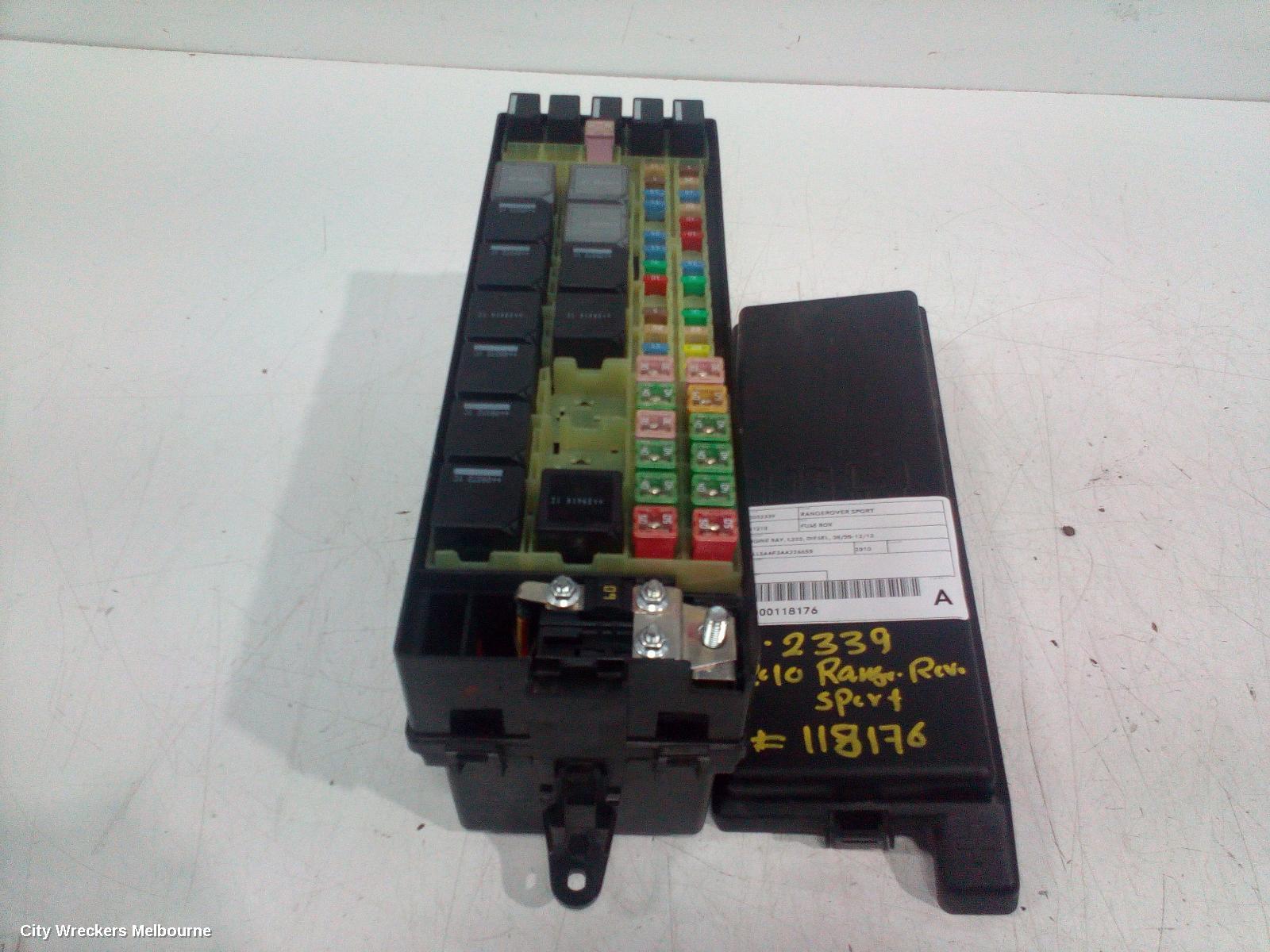 LAND ROVER RANGEROVER SPORT FUSE BOX, ENGINE BAY, L320, DIESEL, 08/2005 - 12/2013 - Image 2