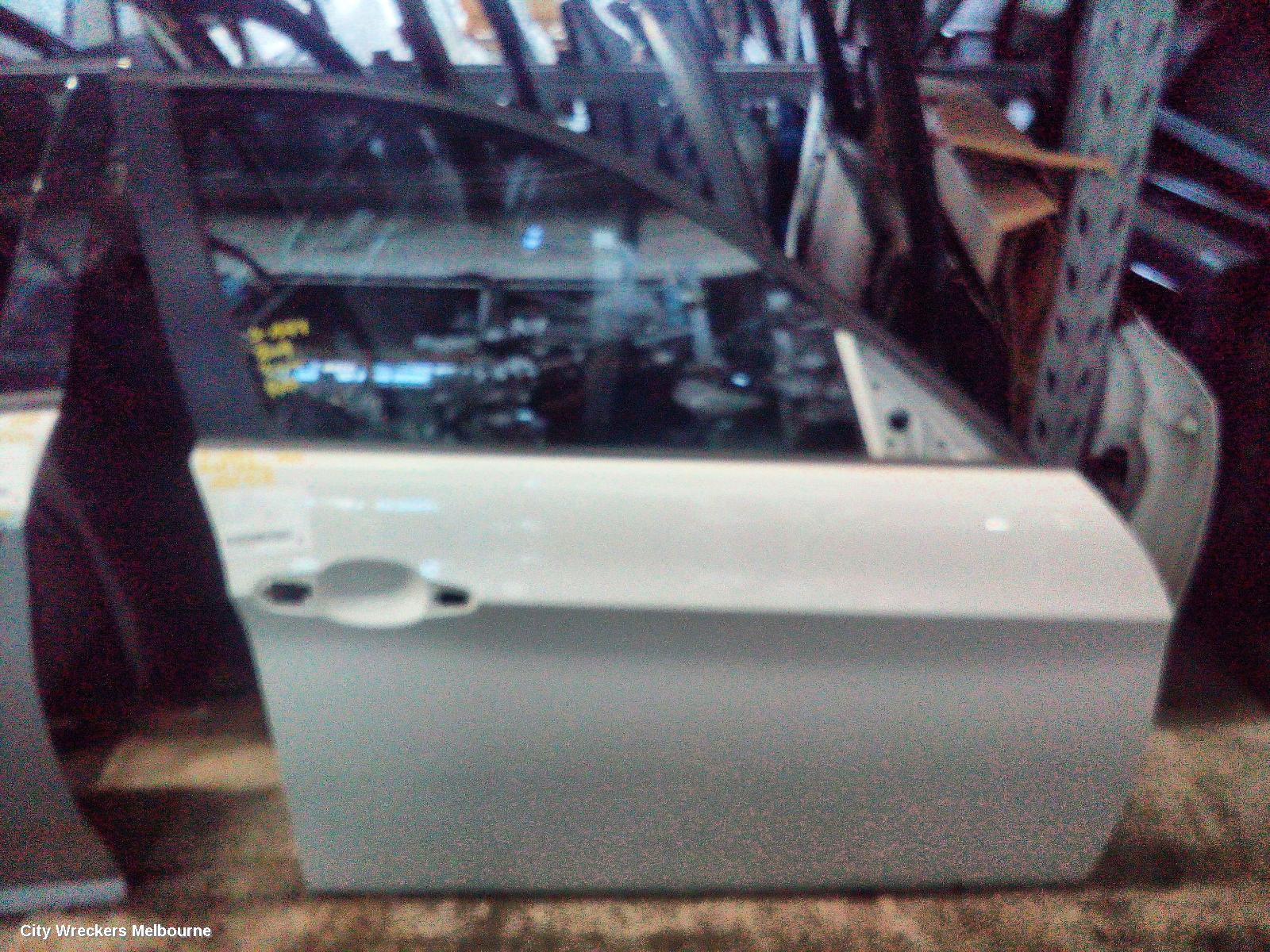 BMW 3 SERIES RIGHT FRONT DOOR, E90/E91, SEDAN/WAGON, 03/2005 - 04/2012 - Image 1