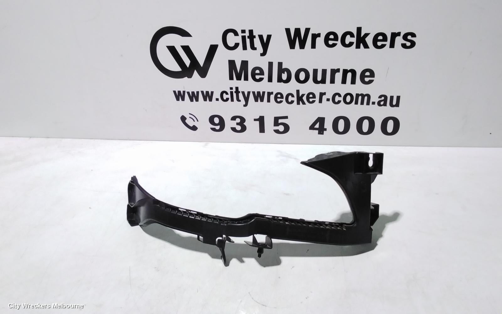 SUBARU WRX, V1, 03/2014 - 10/2021, RH HEADLIGHT BRAKET: 106986 - Image 1