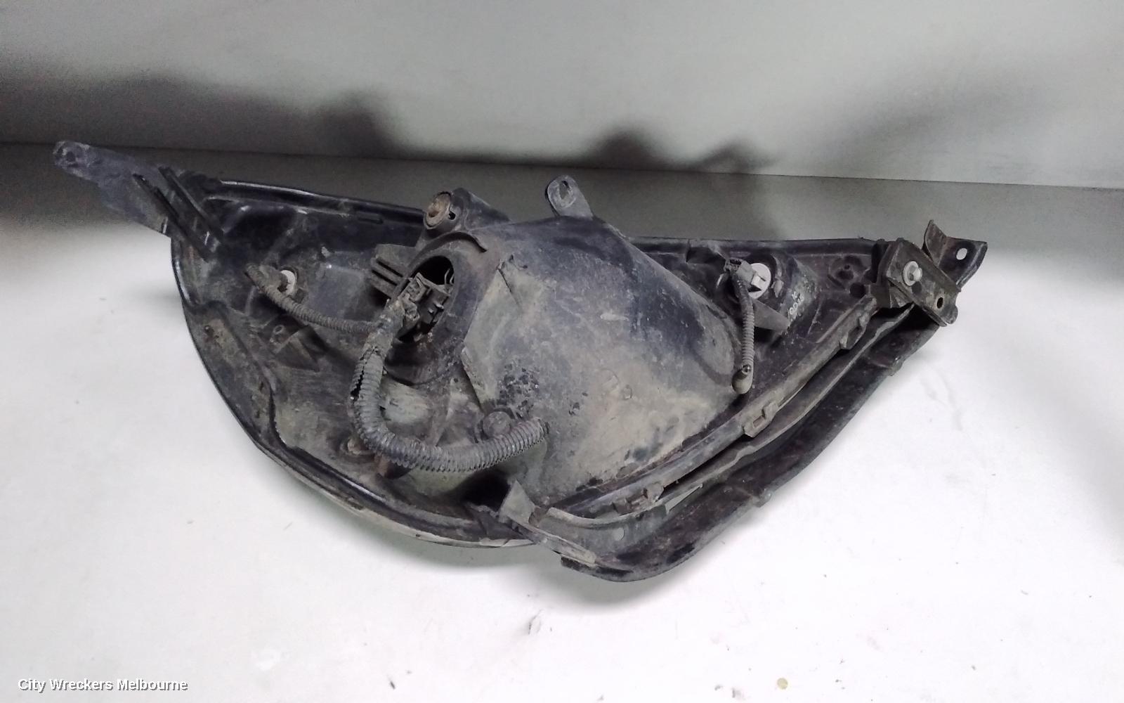 HONDA JAZZ LEFT HEADLAMP, GD, BLACK INSERT TYPE, LENS# P1680, 10/2002 - 09/2004 - Image 3