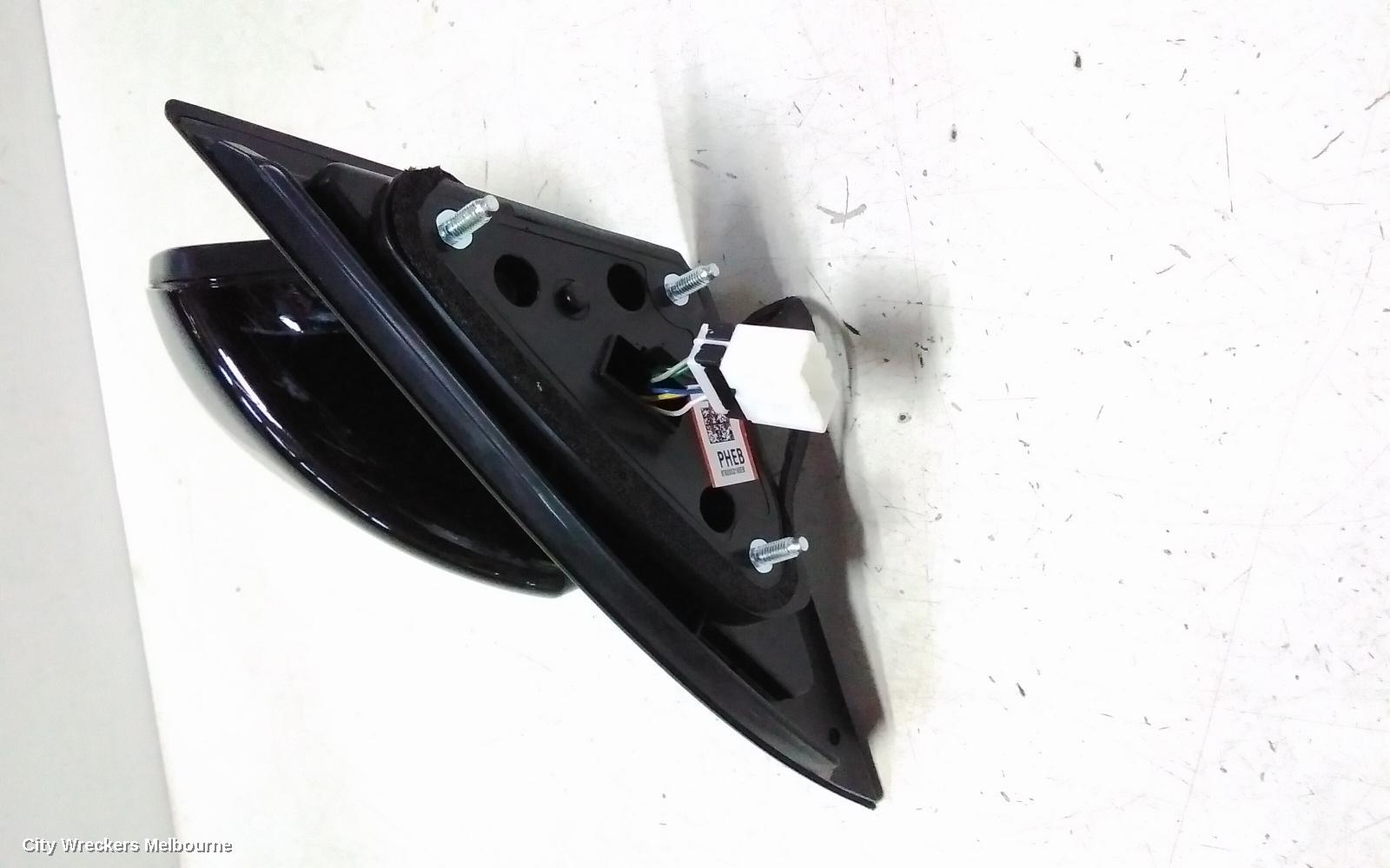 HYUNDAI I30 RIGHT DOOR MIRROR, PD, HATCH (S. KOREA VIN KMHH), POWER FOLD, W/ INDICATOR, NON BLIND SPOT TYPE, 03/2017 ONWARDS - Image 2