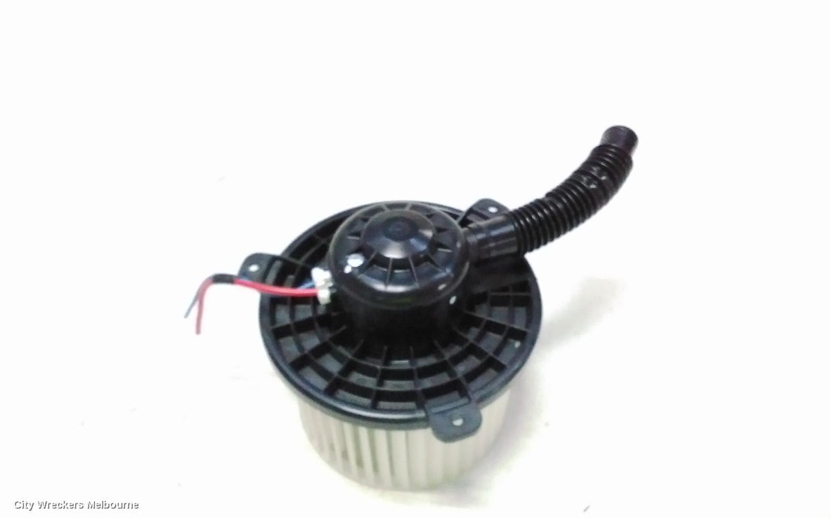 MITSUBISHI PAJERO HEATER FAN MOTOR, FRONT, QE-QF, PAJERO SPORT, 10/2015 ONWARDS - Image 1