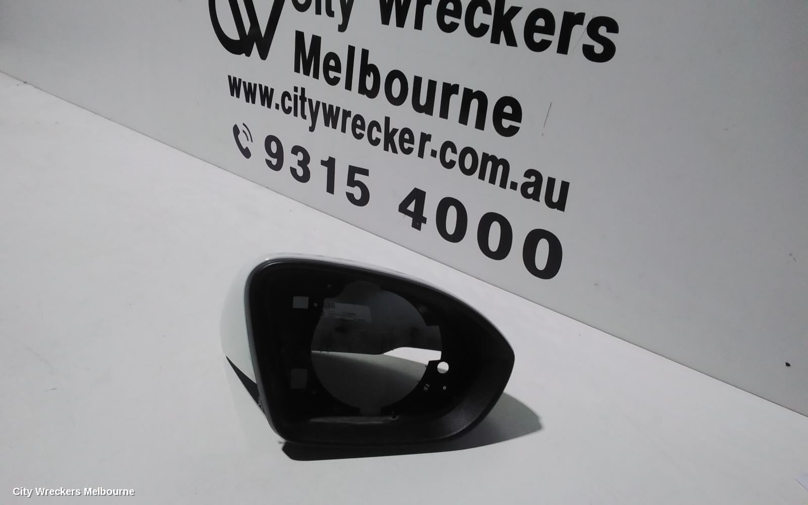 HOLDEN COMMODORE RIGHT DOOR MIRROR, ZB, LT, MANUAL FOLDING, NON MEMORY TYPE, 10/2017 - 12/2020 - Image 1