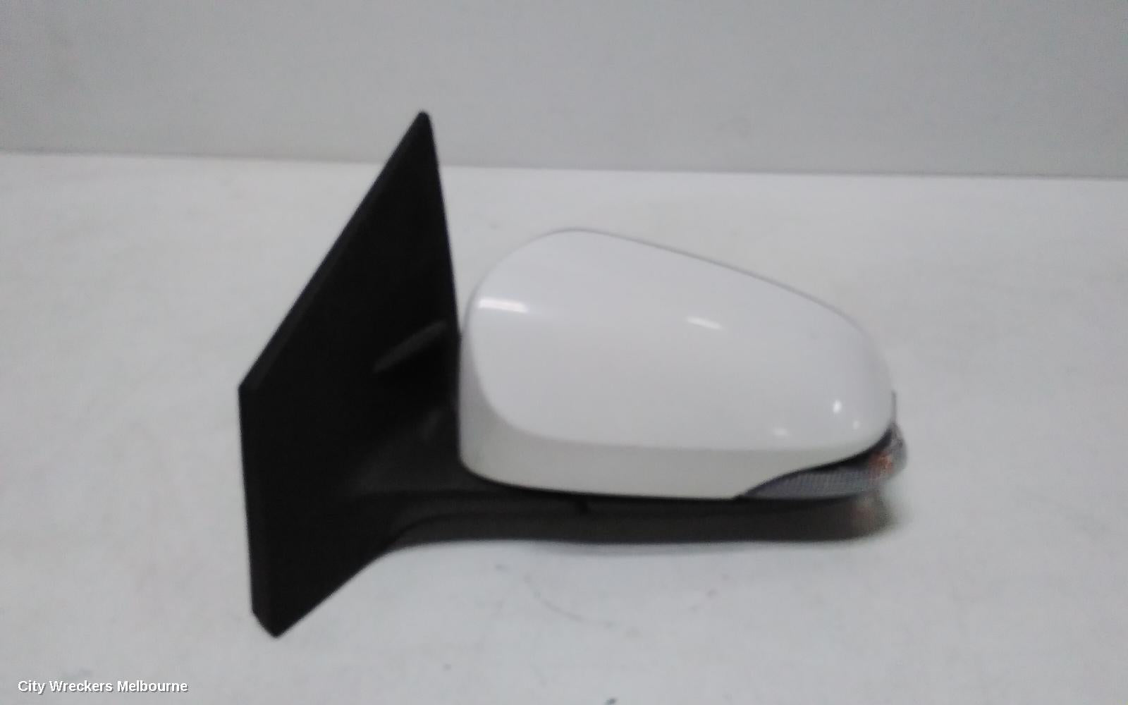 TOYOTA COROLLA LEFT DOOR MIRROR, ZRE172R, SEDAN, 7 PIN PLUG TYPE, 12/2013 - 06/2019 - Image 1