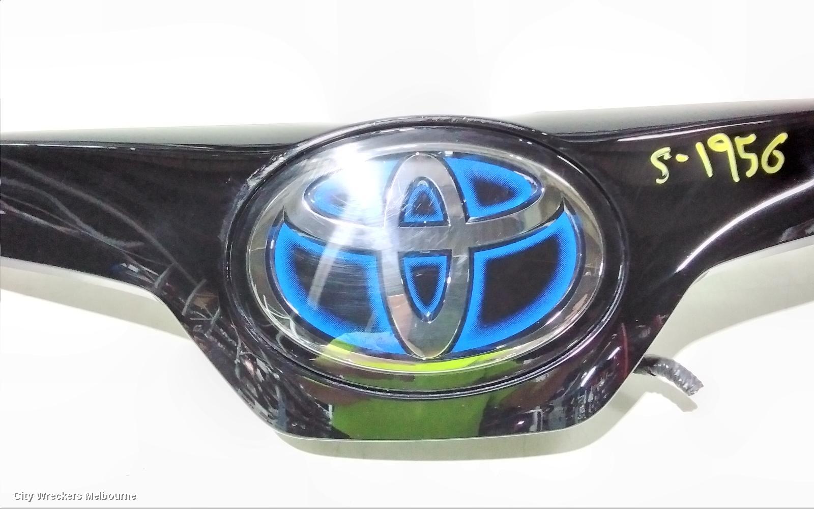 TOYOTA COROLLA GRILLE, E210, RADIATOR GRILLE MOULDING, HATCH, 07/2018 ONWARDS - Image 2