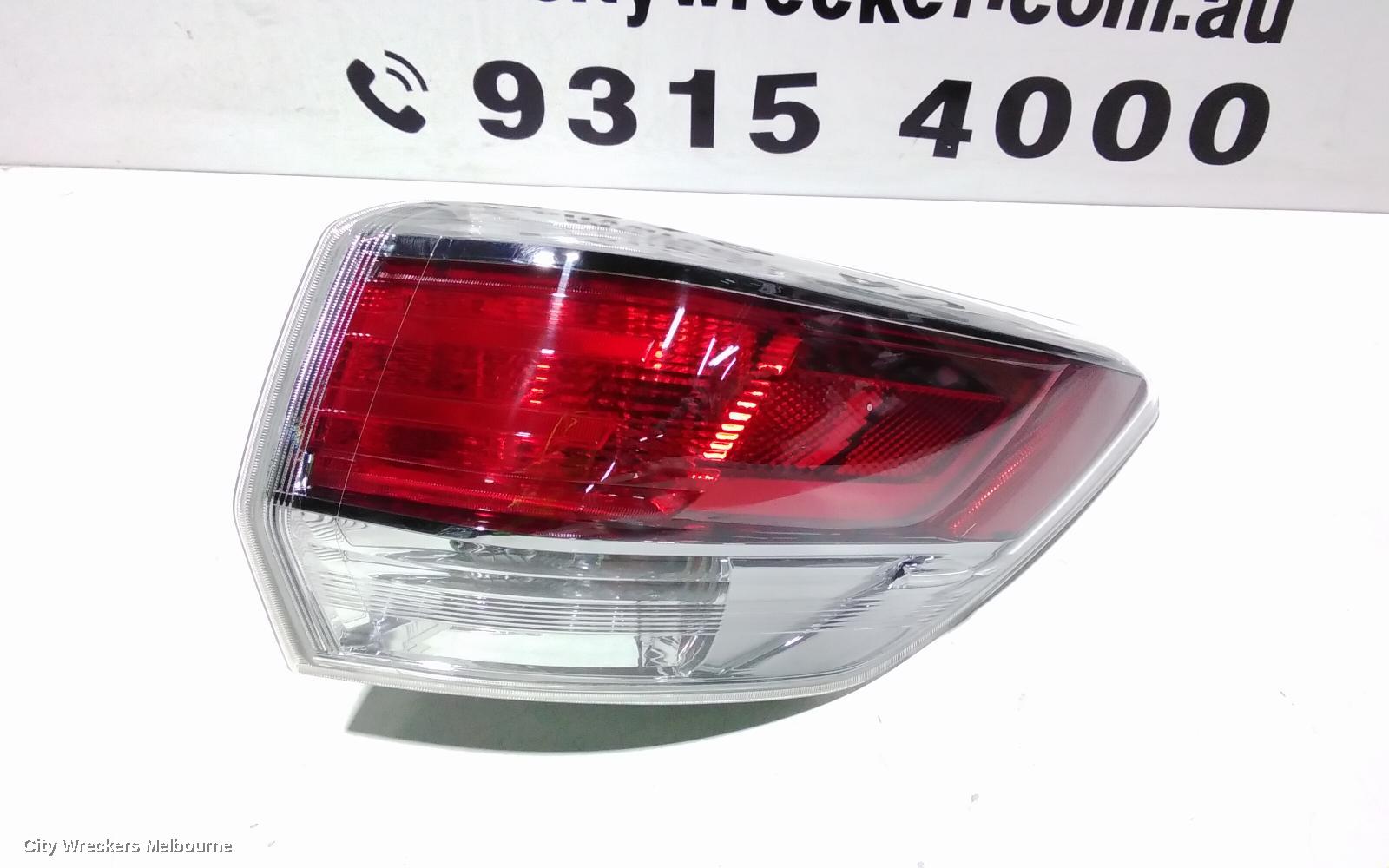 TOYOTA KLUGER RIGHT TAILLIGHT, GSU50/GSU55, 03/2014 - 10/2016 - Image 2