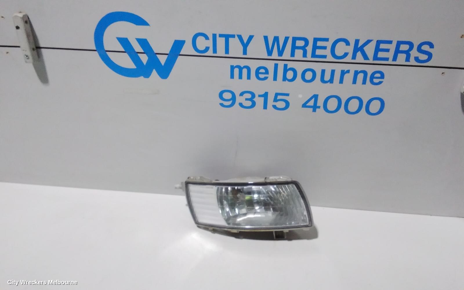TOYOTA ESTIMA RIGHT INDICATOR/FOG/SIDE, XR50, 05-19 - Image 1