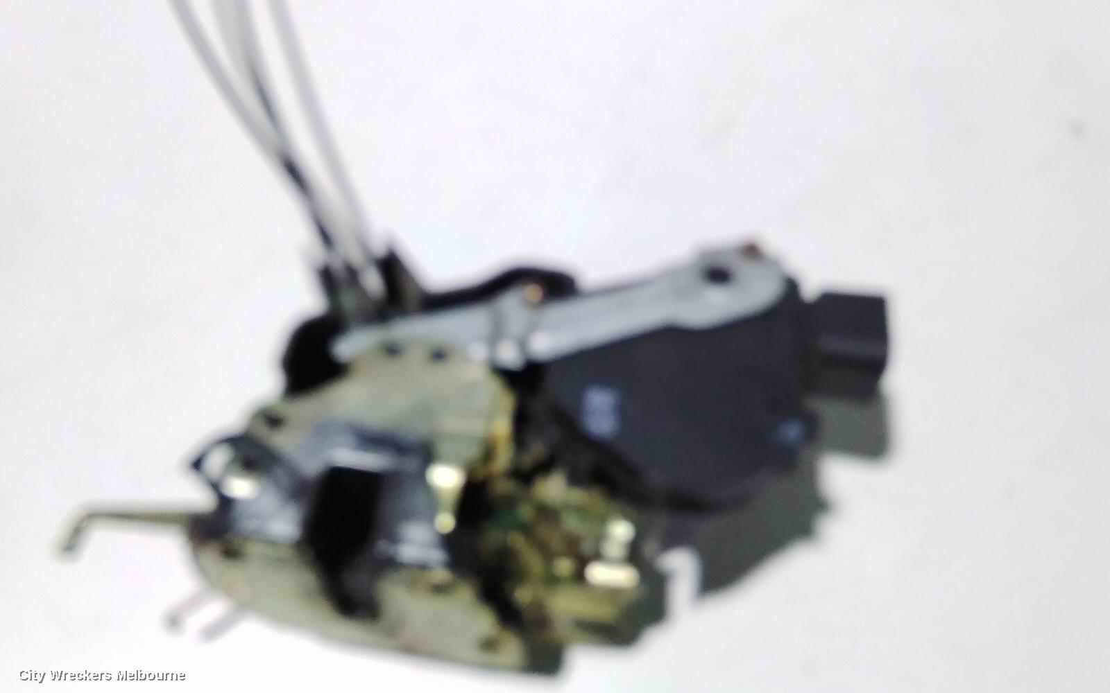 TOYOTA TARAGO DOOR/BOOT/GATE LOCK, LEFT FRONT DOOR LOCK, ACR30, 06/2000 - 02/2006 - Image 2