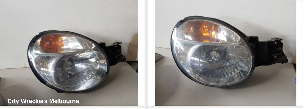 SUBARU IMPREZA RIGHT HEADLAMP, AUST TYPE, 10/2000 - 10/2002 - Image 1