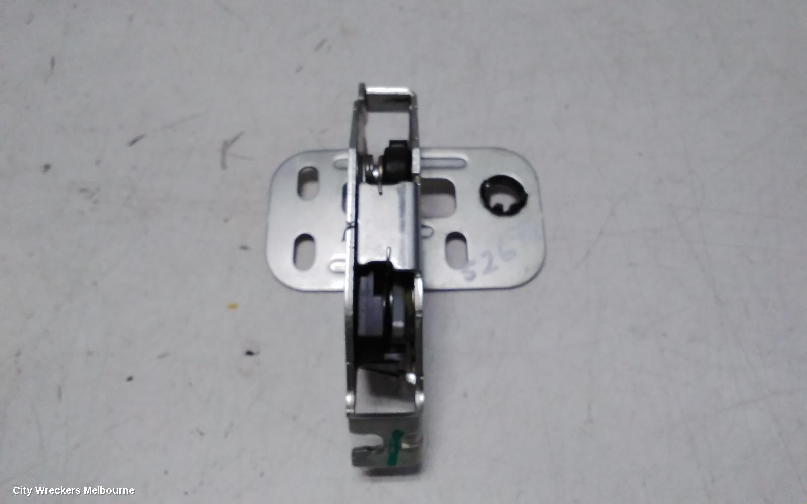 LDV DELIVER 9 DOOR/BOOT/GATE LOCK, RIGHT BARN DOOR LOCK, UPPER, 07/2020 ONWARDS - Image 1
