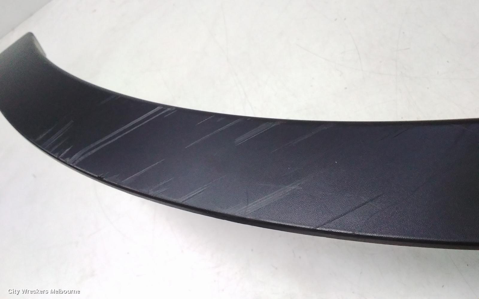 LAND ROVER DISCOVERY SPORT WHEEL ARCH FLARE, L550, RH FRONT, BLACK, 01/2015 ONWARDS - Image 3