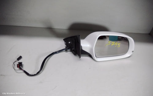 AUDI A5 RIGHT DOOR MIRROR, 8F, A5/RS5/S5, CABRIO, MANUAL FOLD, NON MEMORY, NON LANE CHANGE ASSIST TYPE (6XD/7Y0), 08/2009 - 11/2016 - Image 1