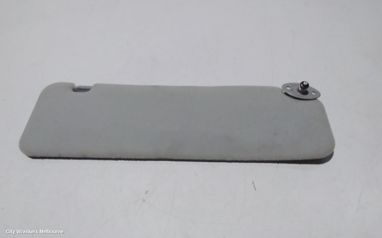 TOYOTA HIACE SUNVISOR, TRH/KDH, LH SIDE, LWB/SWB, 03/2005 - 04/2019 - Image 2