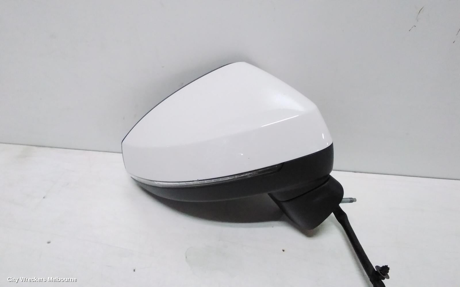 AUDI A3 RIGHT DOOR MIRROR, 8V, A3, SEDAN, MANUAL FOLD, W/ LANE CHANGE ASSIST TYPE (6XC/7Y5), 05/2016 - 10/2020 - Image 3