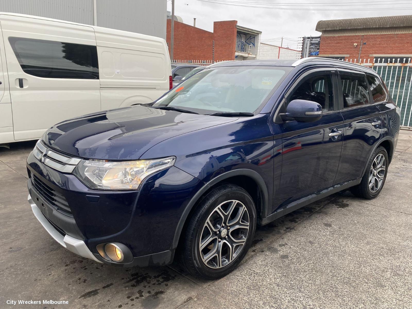 MITSUBISHI OUTLANDER LEFT REAR DOOR/SLIDING, ZJ, 10/2012 - 03/2015 - Image 1
