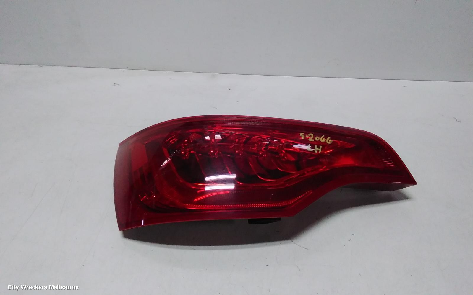AUDI Q7 LEFT TAILLIGHT, 4L, IN TAILGATE, 10/2009 - 08/2015 - Image 1