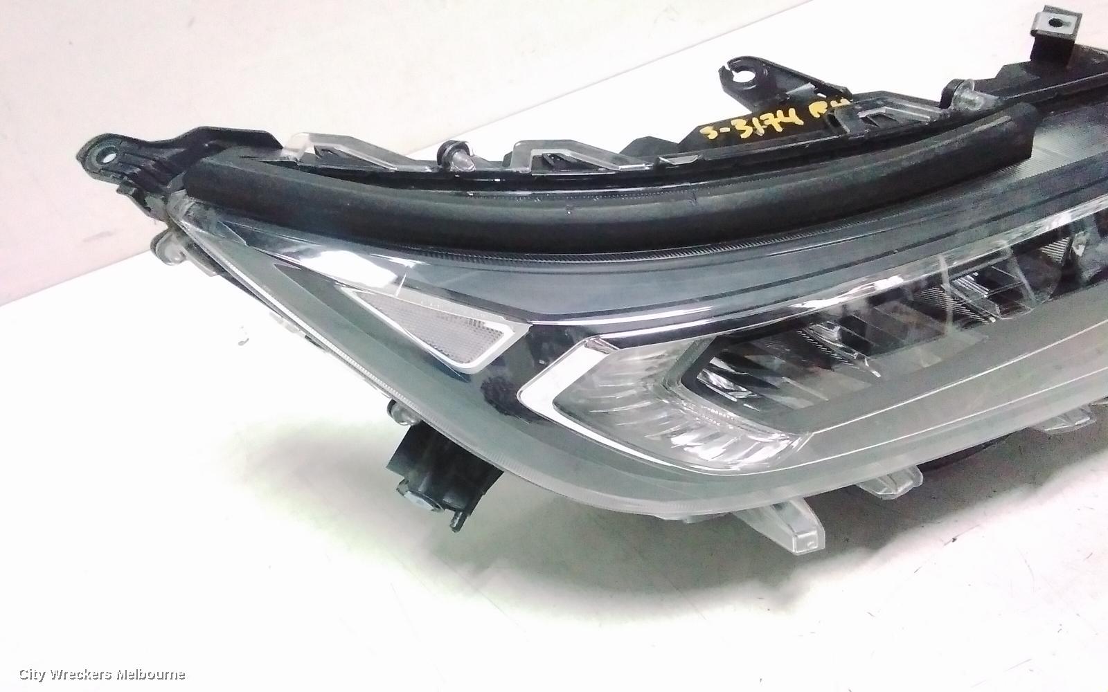 TOYOTA RAV4 RIGHT HEADLAMP, W/ LED, NON PROJECTOR TYPE, XA50, NON HEV, 11/2018 - 05/2024 - Image 2