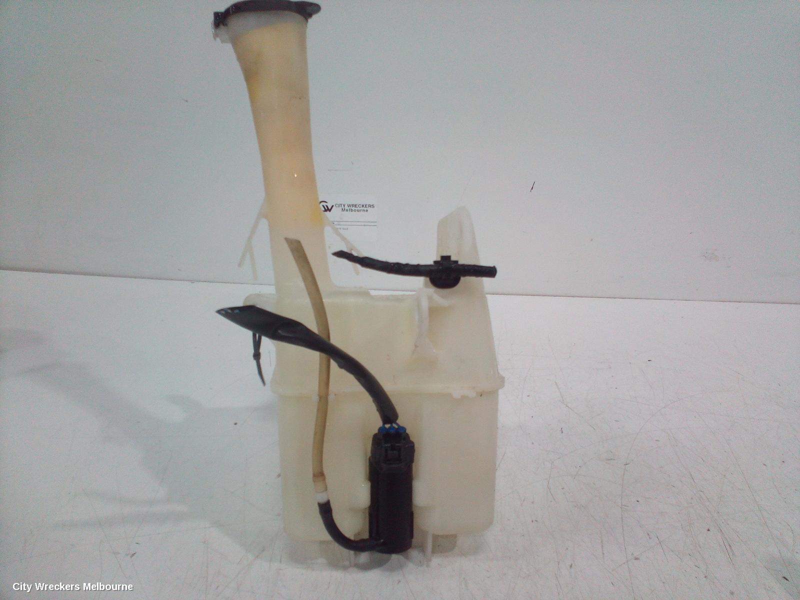 TOYOTA COROLLA WASHER BOTTLE, ZZE122, SEDAN, 12/2001 - 06/2007 - Image 3