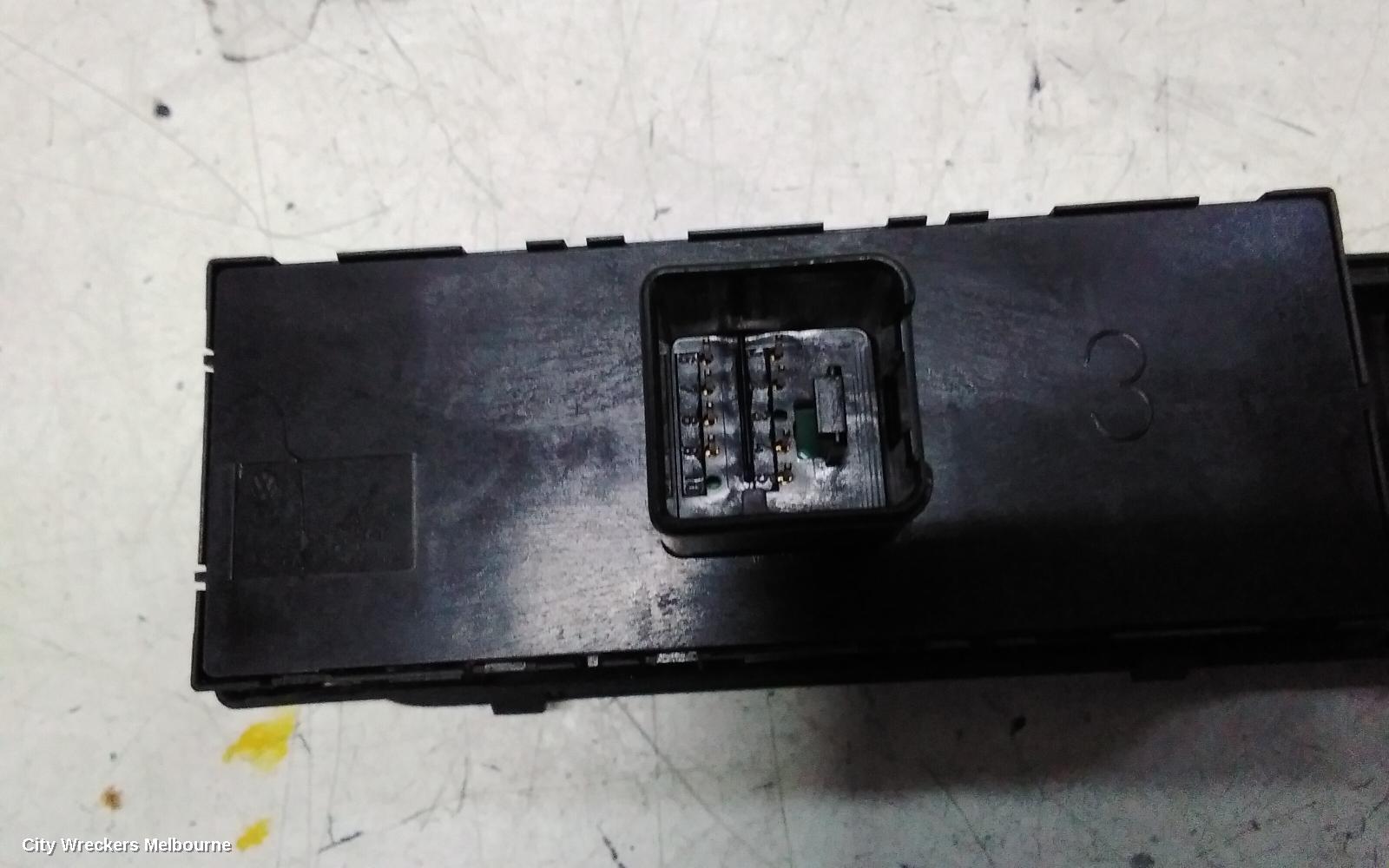 VOLKSWAGEN TIGUAN PWR DR WIND SWITCH, RH FRONT (MASTER SWITCH), W/O CHROME ON SWITCHES TYPE, 5N, 05/2008 - 08/2016 - Image 3