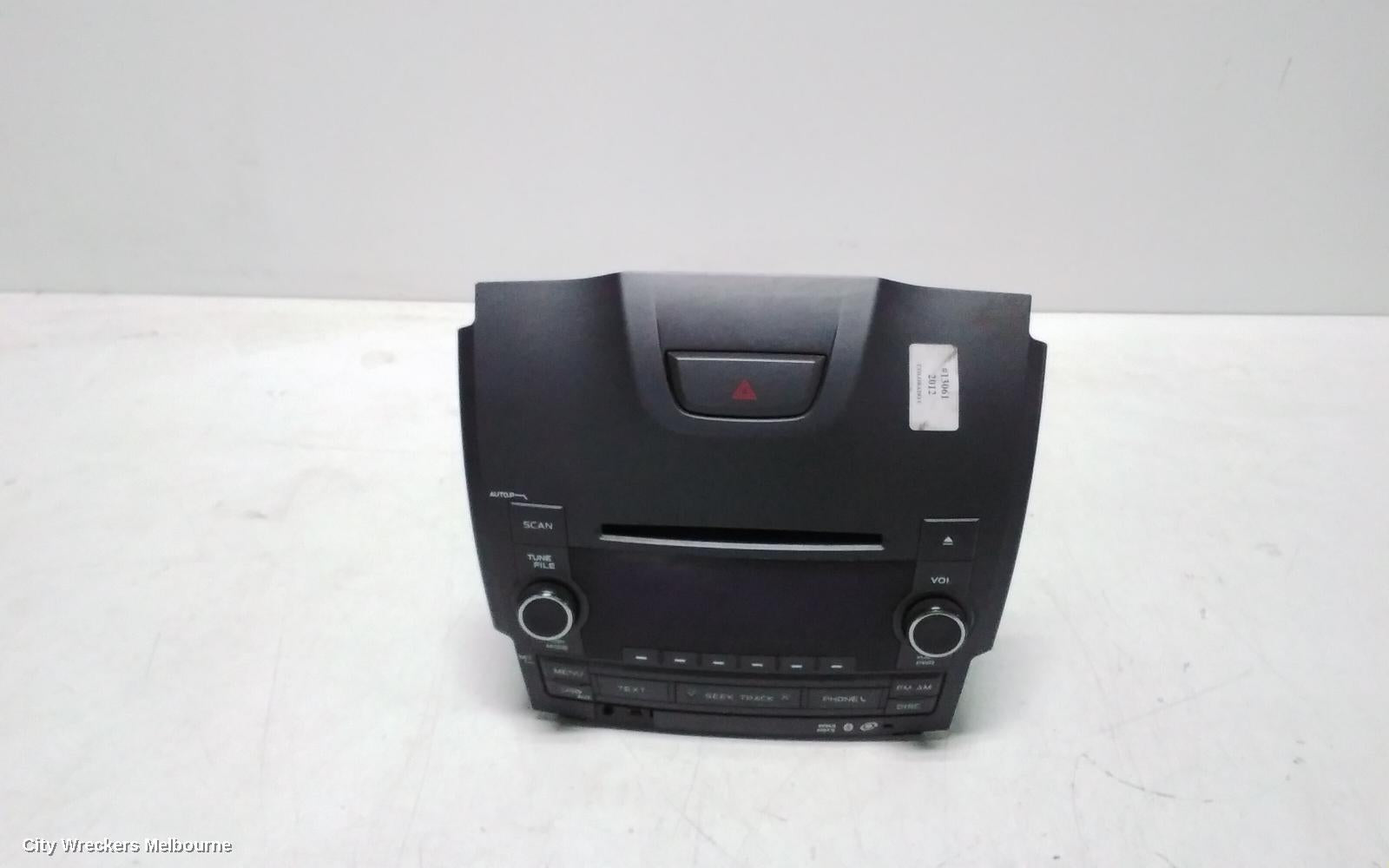HOLDEN COLORADO RADIO/CD/DVD/SAT/TV, CD/MP3/AUX, W/ BLUETOOTH, RG/RG 7, 01/2012 - 12/2020 - Image 1