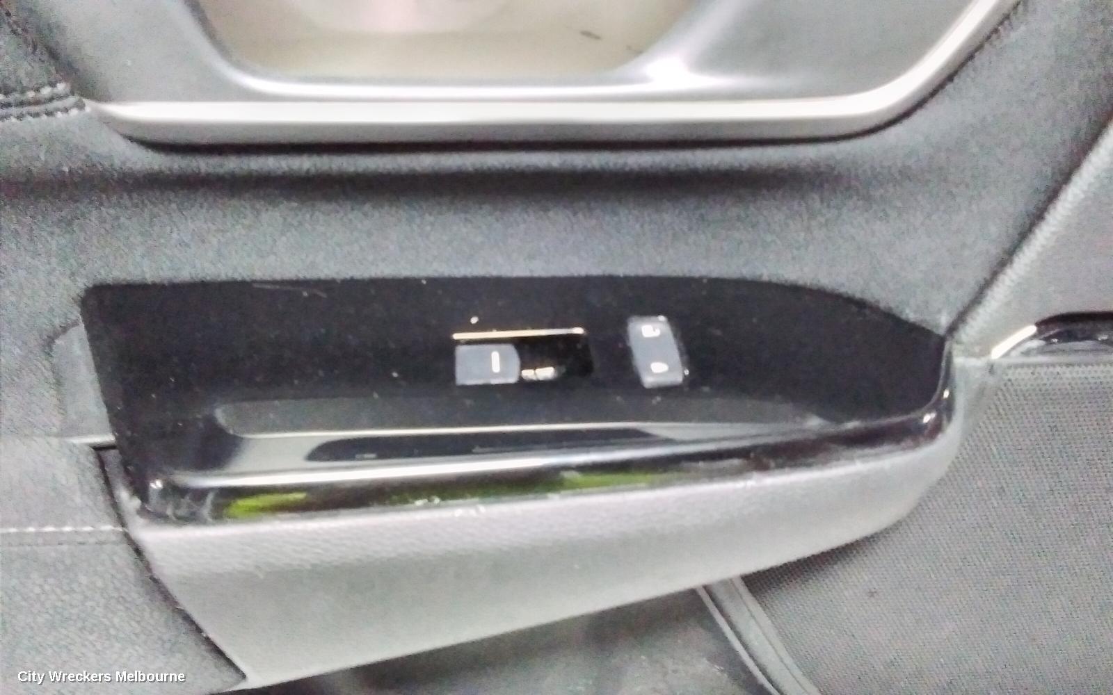 HONDA CRV DOOR TRIM, LH FRONT, RW, 05/2017 ONWARDS - Image 3