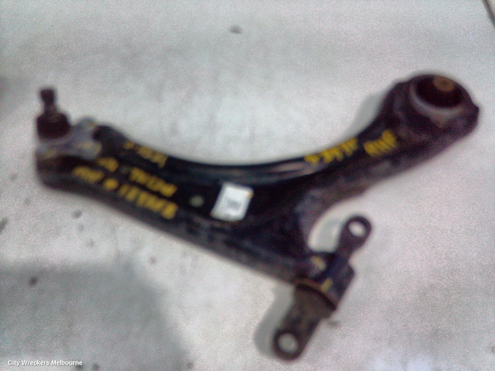 HYUNDAI TUCSON RIGHT FRONT LOWER CONTROL ARM, NX4, 02/2021 ONWARDS - Image 2