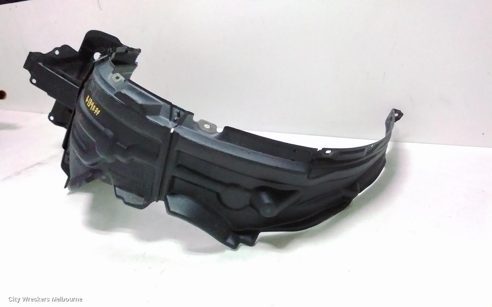TOYOTA HIACE RIGHT GUARD LINER, 300 SERIES, 02/2019 ONWARDS - Image 2