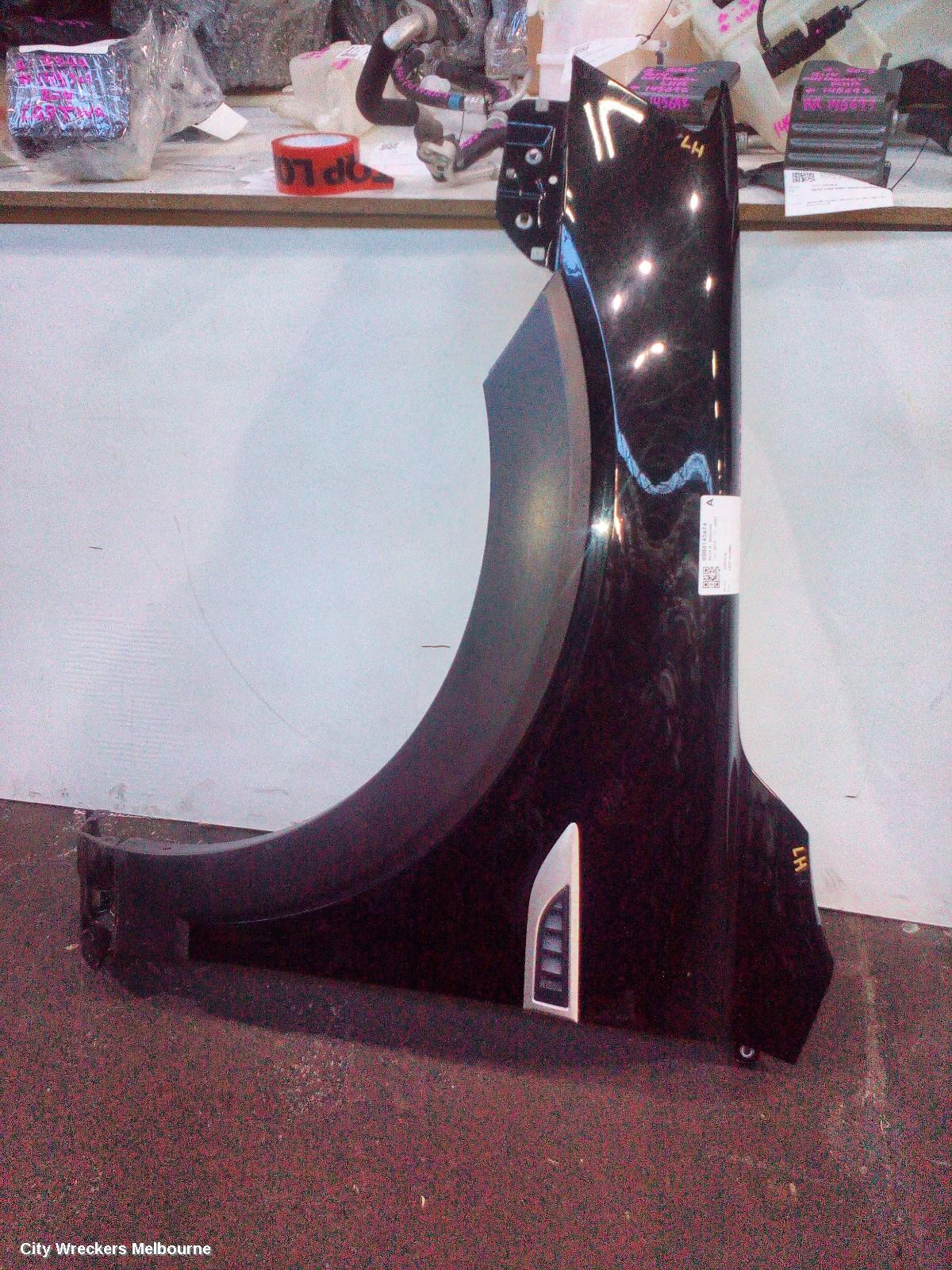 HOLDEN CAPTIVA LEFT GUARD, CG, CAPTIVA 7 (4TH VIN = C), 01/2011 - 09/2015 - Image 1