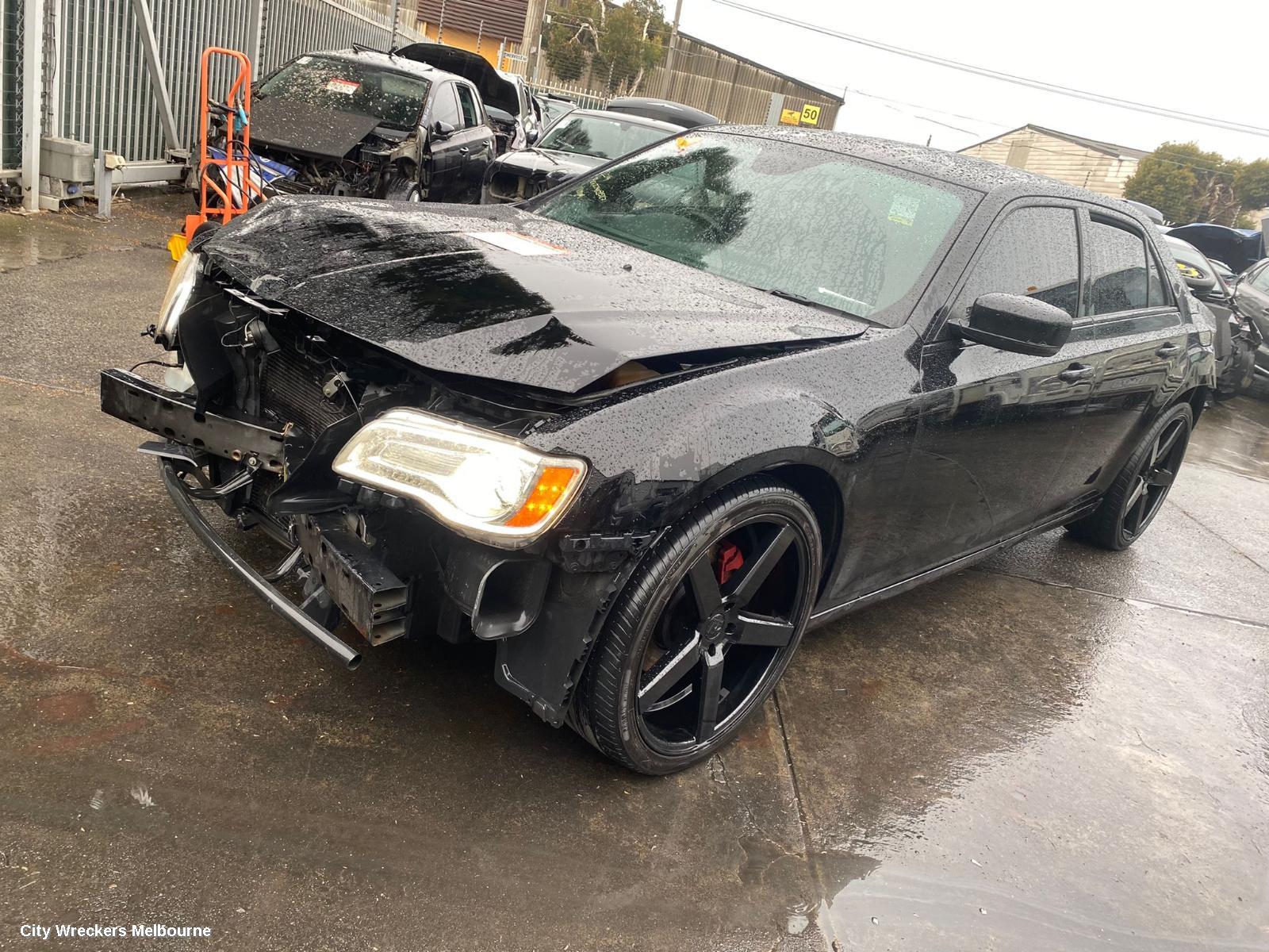 CHRYSLER 300C LEFT GUARD, LX2, NON FLARE TYPE, 07/2012 ONWARDS - Image 2