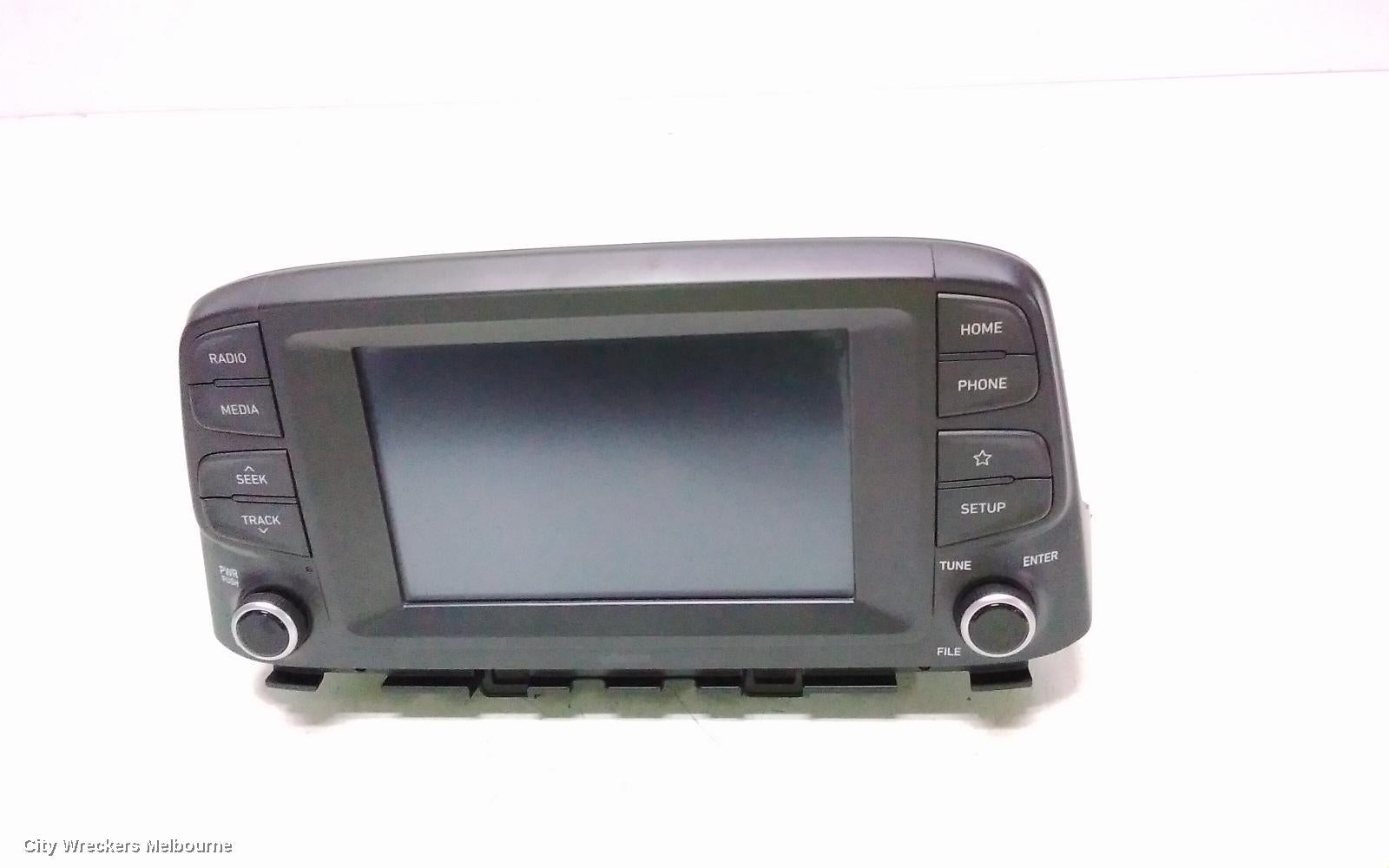 HYUNDAI KONA RADIO/CD/DVD/SAT/TV, DISPLAY UNIT, 7 IN, OS, 09/2017 ONWARDS 10/2020 - Image 2