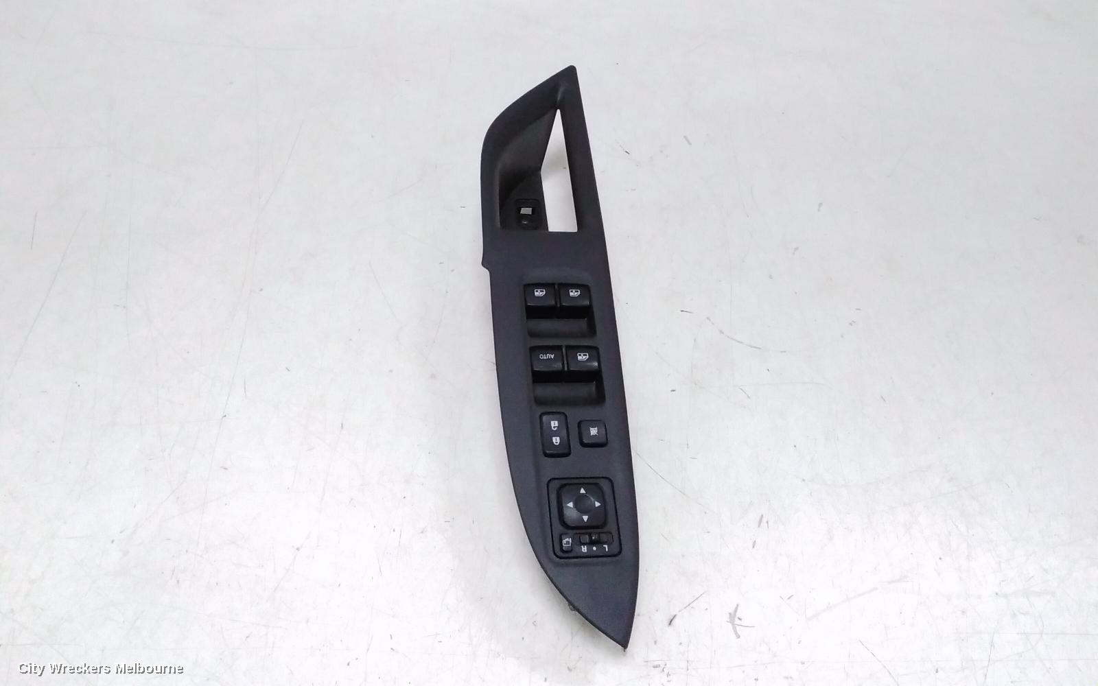 MITSUBISHI OUTLANDER PWR DR WIND SWITCH, RH FRONT (MASTER SWITCH), ZK, 04/2015 - 03/2018 - Image 1