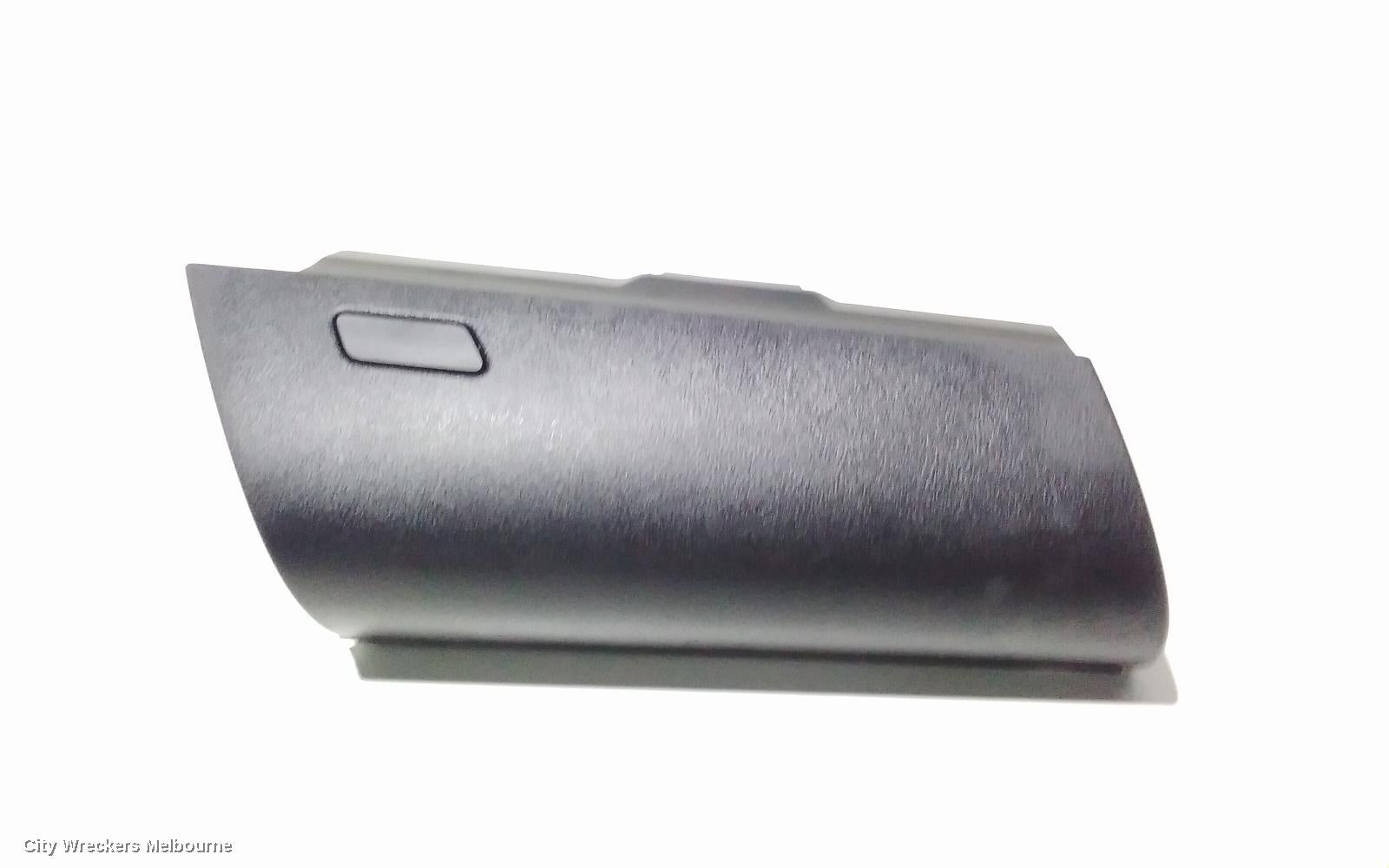 TOYOTA HILUX GLOVE BOX, UPPER, 09/2015 ONWARDS - Image 2