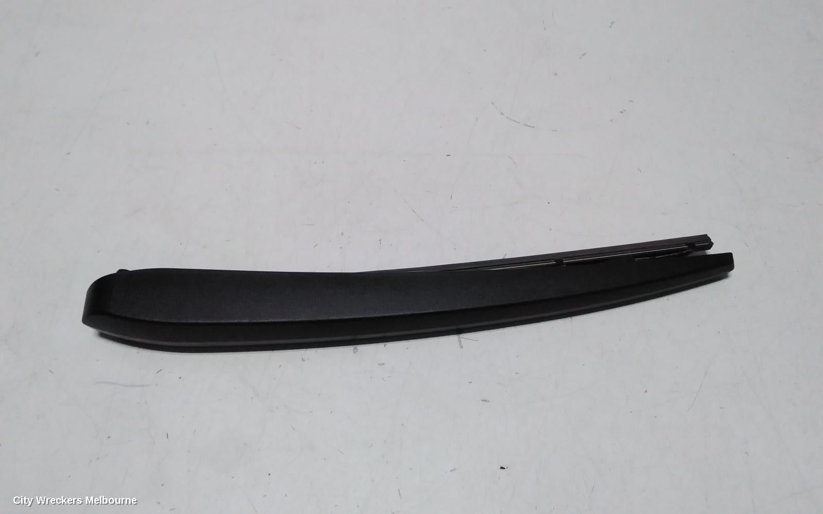 HOLDEN EQUINOX WIPER ARM, TAILGATE, EQ, 09/2017 - 12/2020 - Image 2