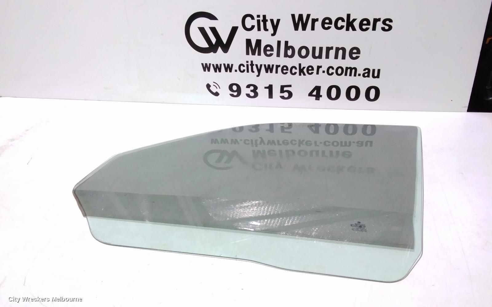 VOLKSWAGEN TRANSPORTER LEFT FRONT DOOR WINDOW, T5, 08/2004 - 06/2015 - Image 1