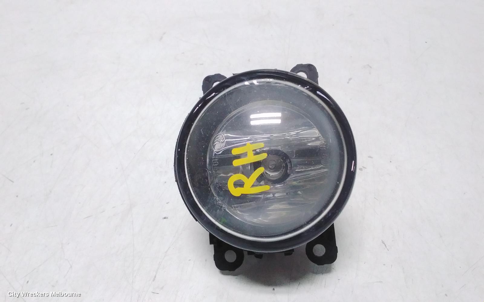 SUZUKI BALENO RIGHT INDICATOR/FOG/SIDE, BUMPER FOGLAMP, EW, 04/2016 - 07/2019 - Image 2