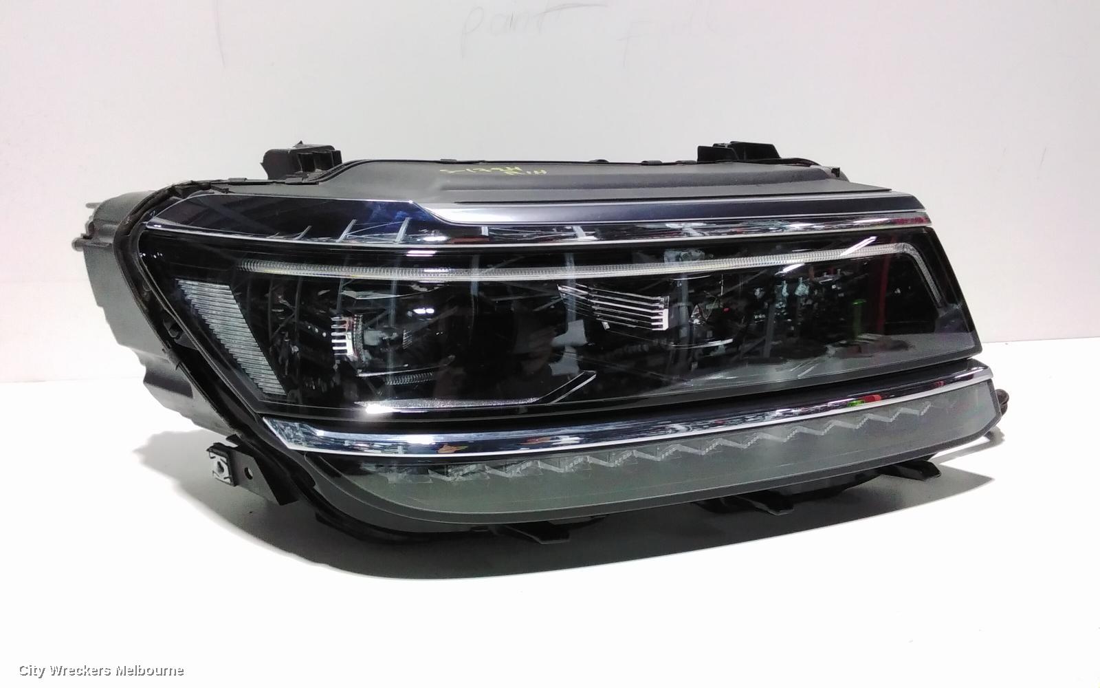 VOLKSWAGEN TIGUAN RIGHT HEADLAMP, 5NA, LED TYPE, 06/2016 - 02/2021 - Image 3