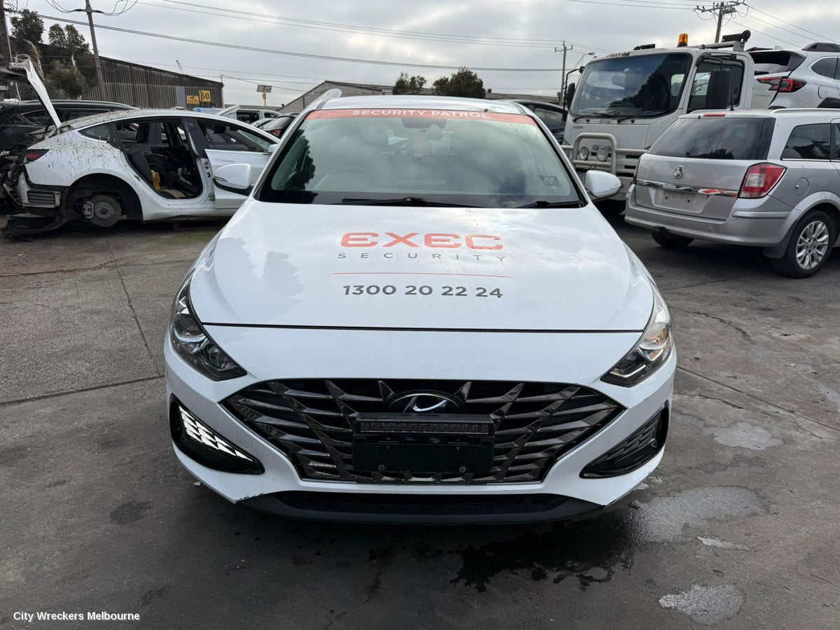 HYUNDAI I30 LEFT TAILLIGHT, PD, IN BODY, W/ LED TYPE, HATCH (S.KOREA VIN KMHH), GO/ACTIVE/ELITE/SR, 03/2017 - 12/2023 - Image 2