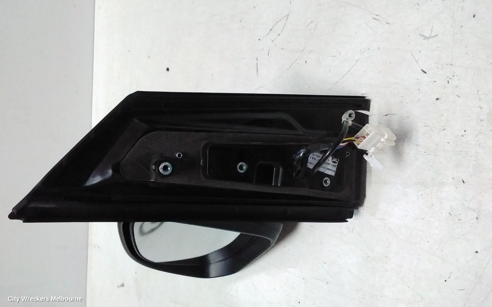LDV G10 LEFT DOOR MIRROR, SV7A, W/ MANUAL FOLD, CAMERA TYPE, COLOUR CODED, WAGON, 04/2015 - 08/2022 - Image 3