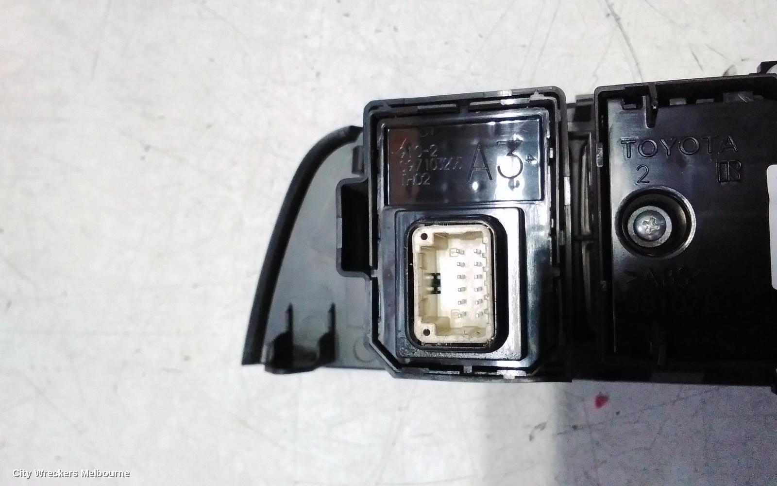 TOYOTA COROLLA PWR DR WIND SWITCH, RH FRONT (MASTER SWITCH), W/ AUTO FOLDING MIRROR TYPE, E210, 07/2018 ONWARDS - Image 3