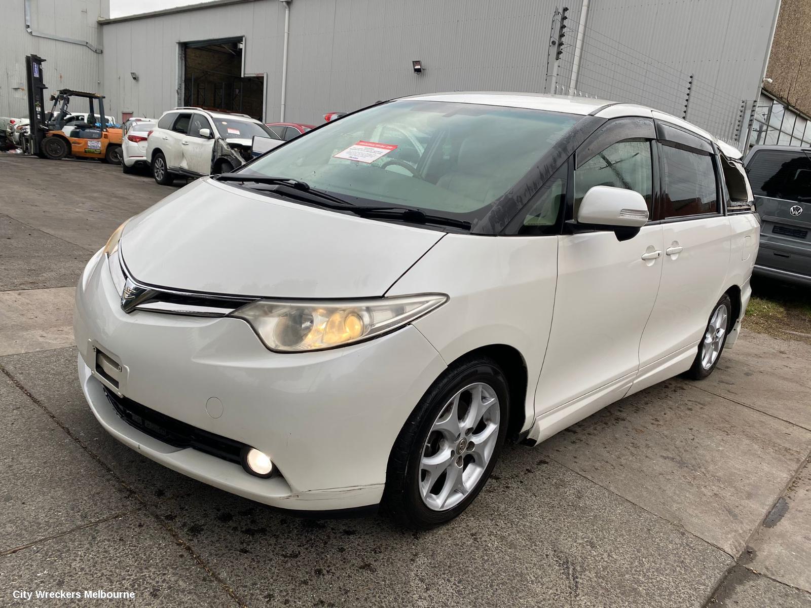 TOYOTA ESTIMA RIGHT FRONT DOOR, XR50, 05-19 - Image 2