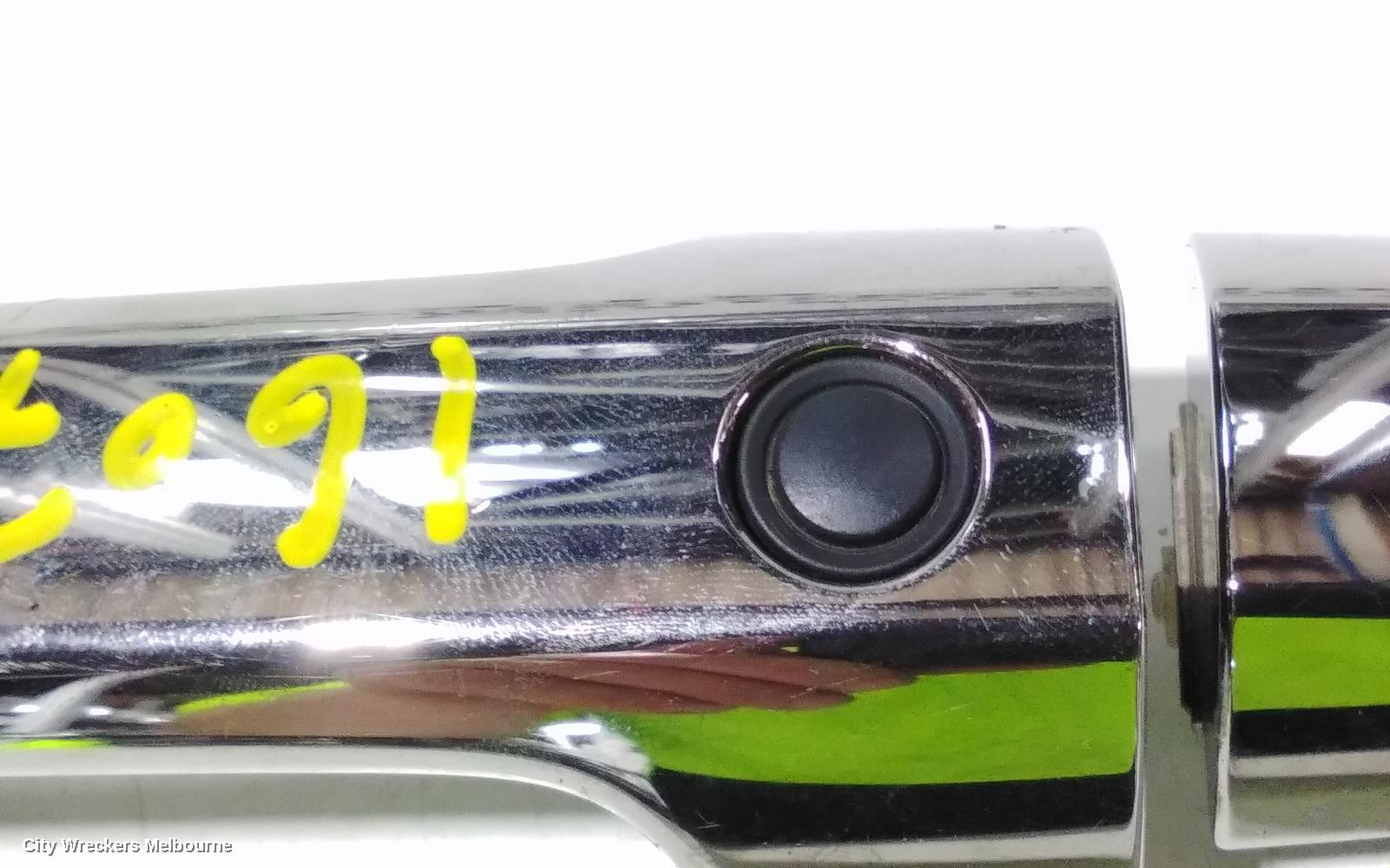 HONDA ODYSSEY DOOR HANDLE, OUTER, LH FRONT, W/ KEYLESS ENTRY TYPE, RC1, 02/2014 - 03/2022 - Image 3