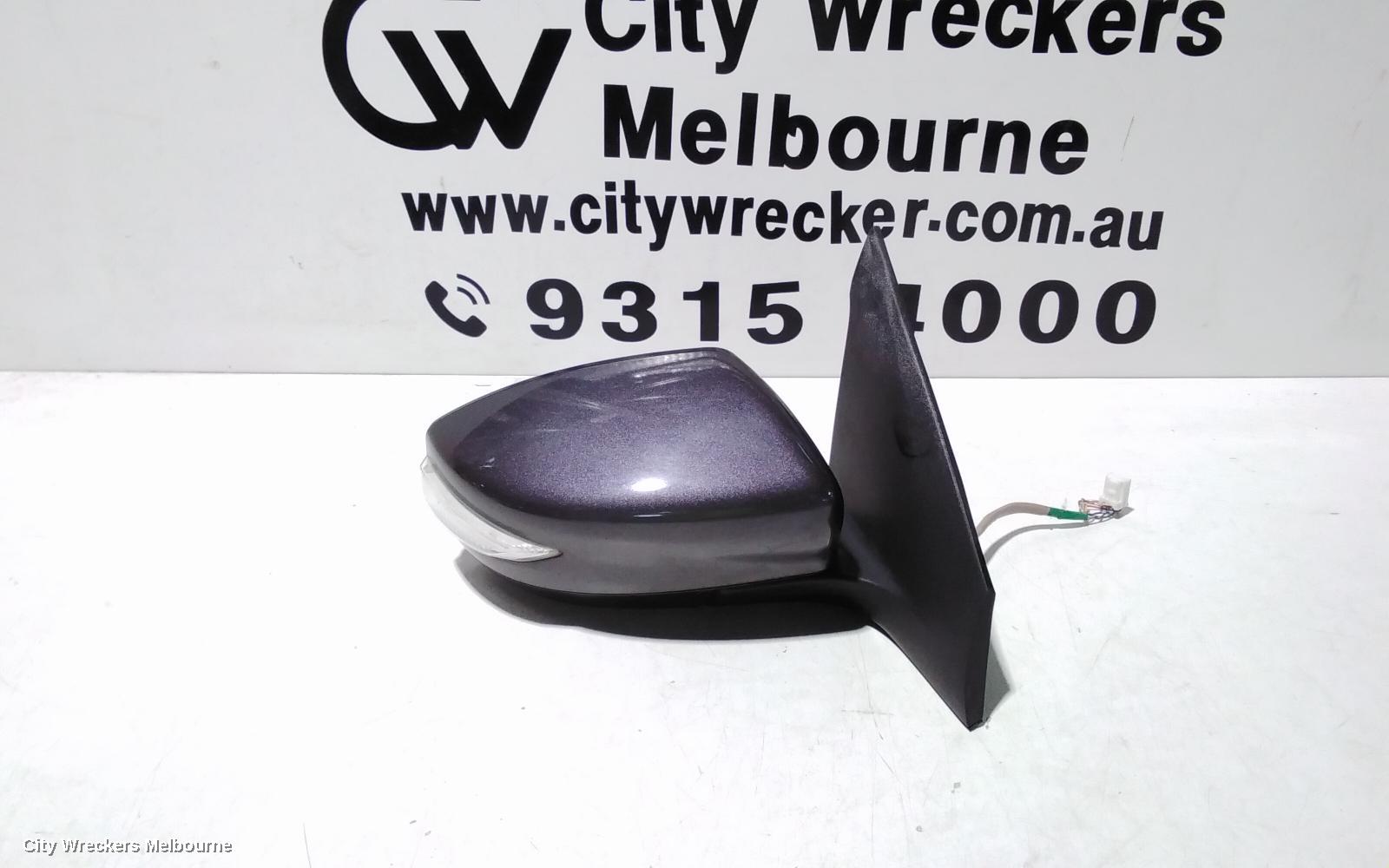 NISSAN PULSAR RIGHT DOOR MIRROR, B17, SEDAN, MANUAL FOLD TYPE, 12/2012 - 12/2017 - Image 2
