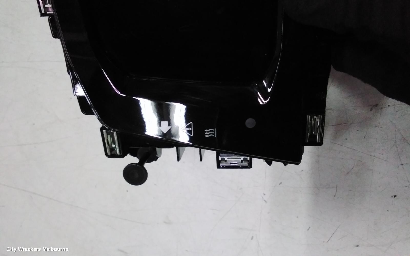 VOLKSWAGEN GOLF INSTRUMENT CLUSTER, INSTRUMENT CLUSTER, LIFE/R LINE,  GEN 8, 09/2020 ONWARDS - Image 3
