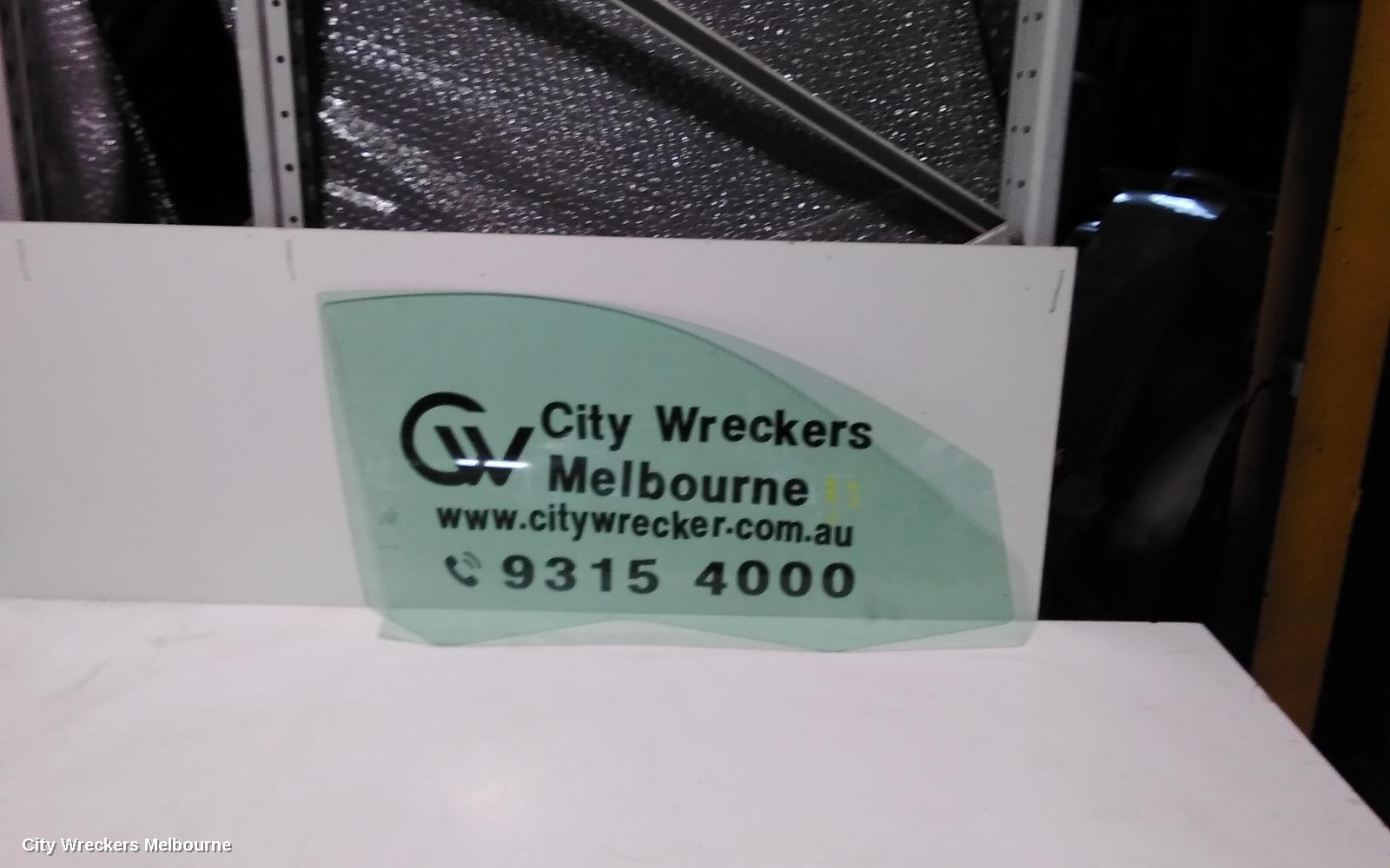 MERCEDES C CLASS RIGHT FRONT DOOR WINDOW, C204, 05/2011 - 01/2015 - Image 3
