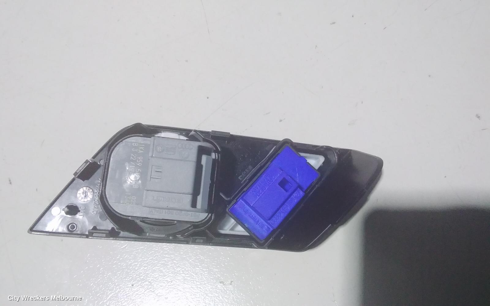 VOLKSWAGEN CADDY, 2KN, 12/2015 - 02/2021, MIRROR SWITCH: 83816 - Image 2