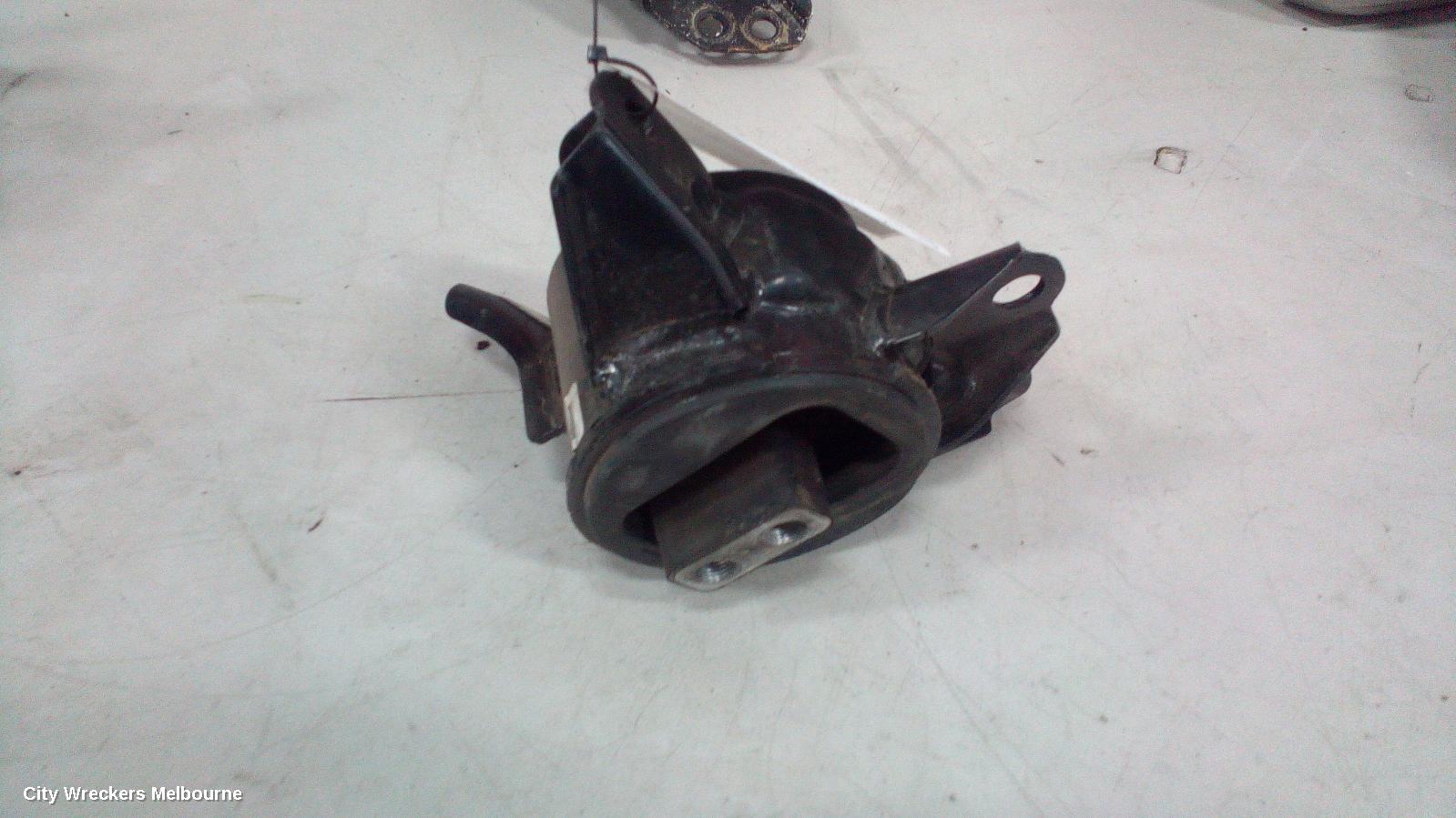 KIA SPORTAGE MOUNT, SL, 07/2010 - 10/2015 - Image 2